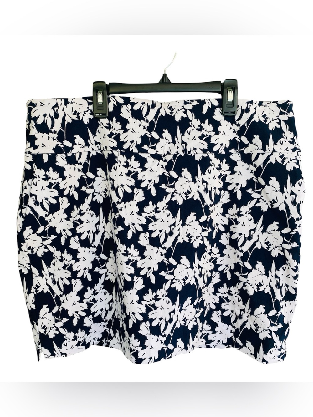 UP! Skort Navy Blue White Floral Women Size XL